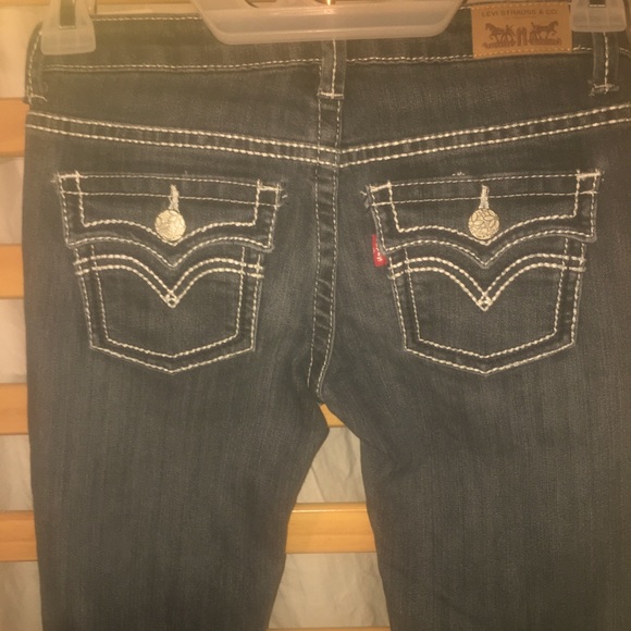 Girls Levis jeans size 7 - Picture 1 of 3